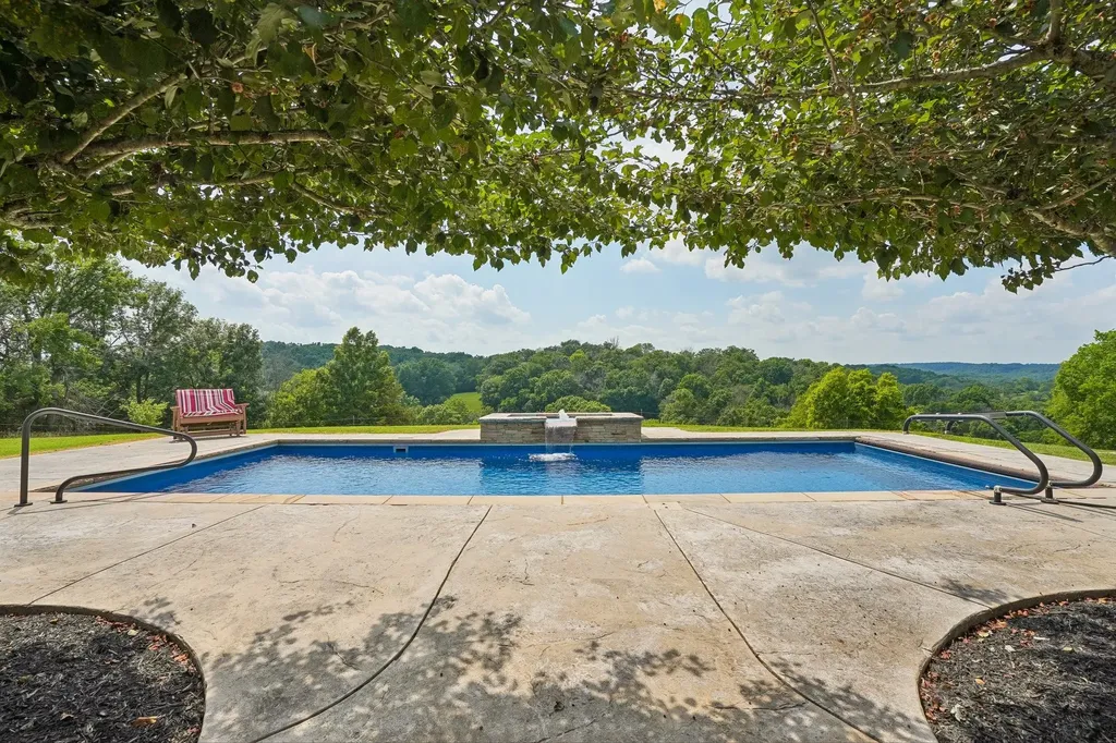 658 Hickory Ridge Road Gallatin TN 37066