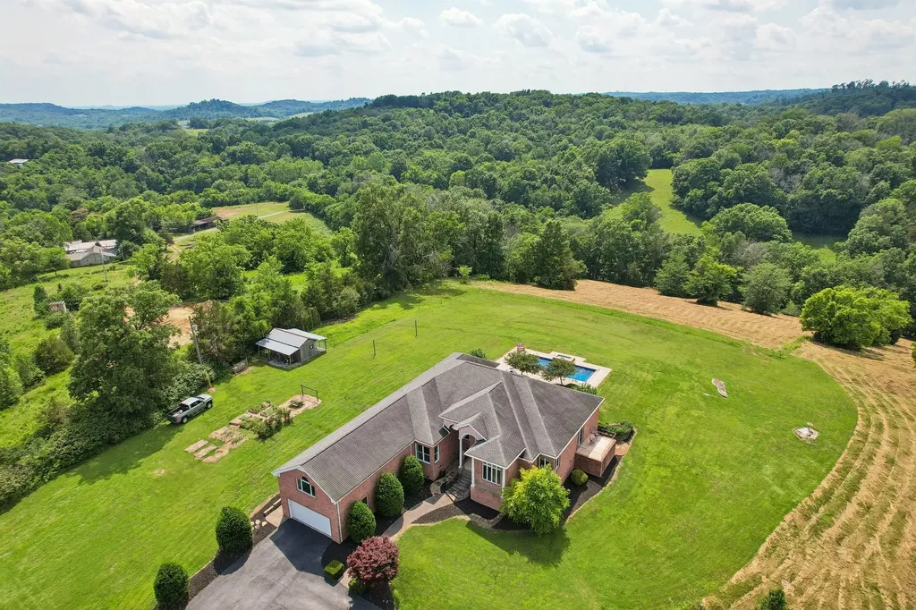 658 Hickory Ridge Road Gallatin TN 37066