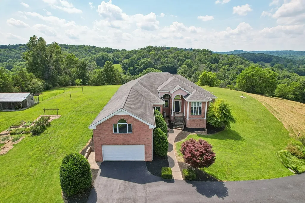 658 Hickory Ridge Road Gallatin TN 37066