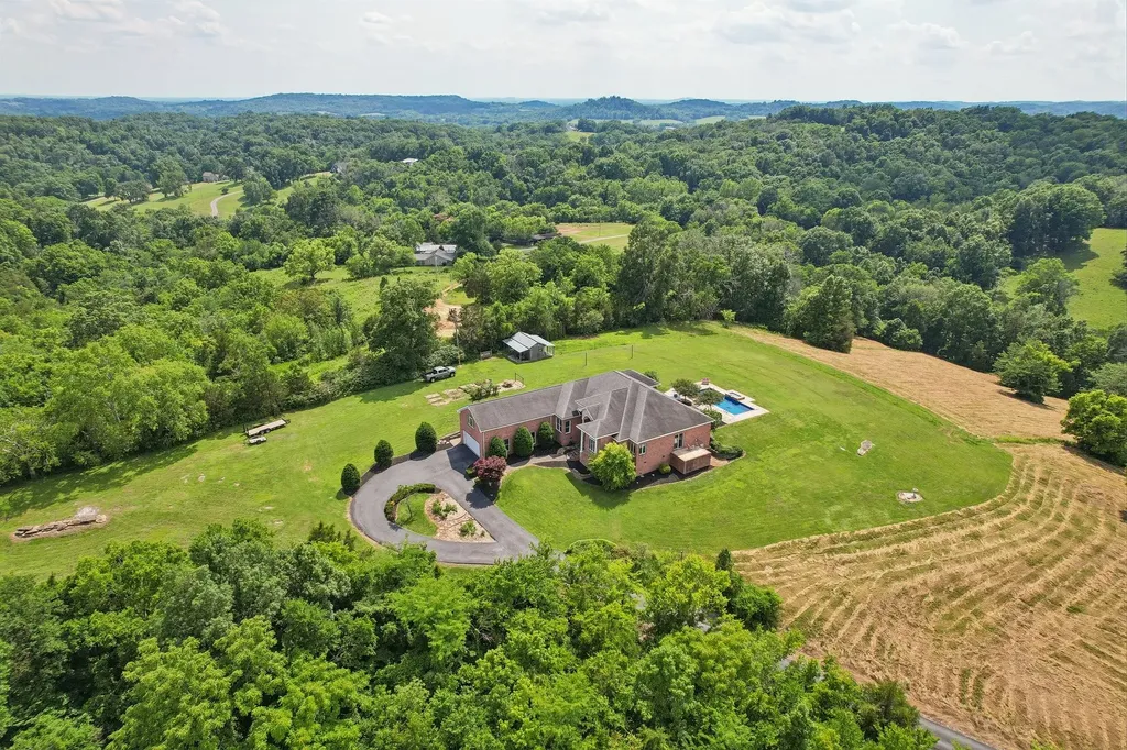 658 Hickory Ridge Road Gallatin TN 37066