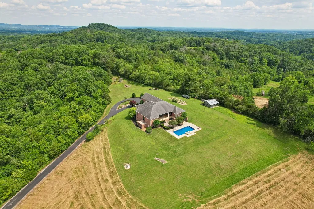 658 Hickory Ridge Road Gallatin TN 37066