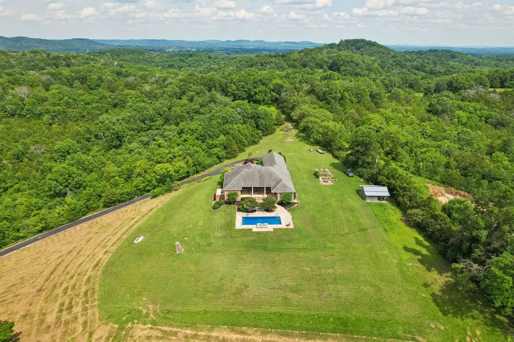 658 Hickory Ridge Road Gallatin TN 37066