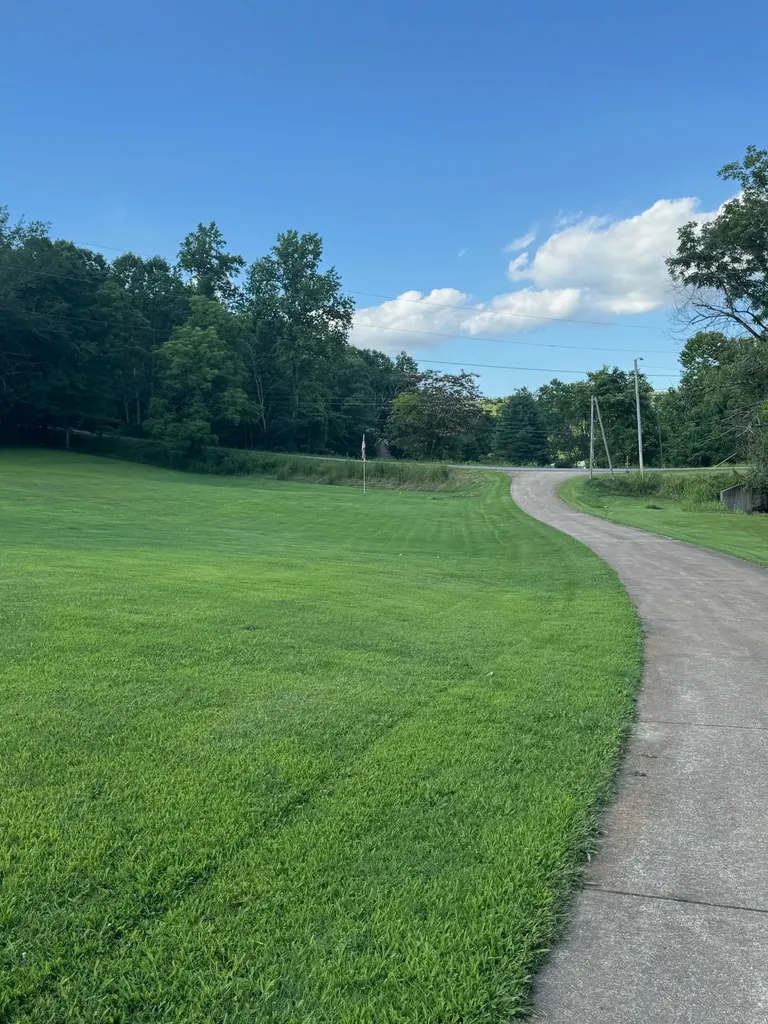 2035 Skyview Drive Centerville TN 37033