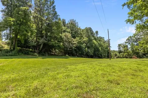 2035 Skyview Drive Centerville TN 37033