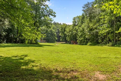 2035 Skyview Drive Centerville TN 37033