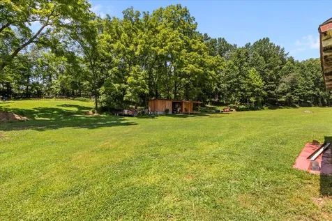 2035 Skyview Drive Centerville TN 37033