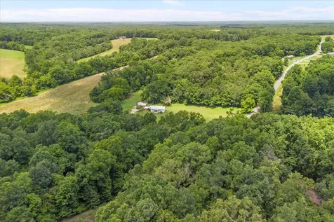 2035 Skyview Drive Centerville TN 37033