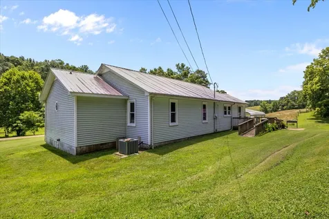 2035 Skyview Drive Centerville TN 37033