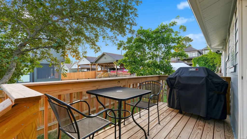803 46th Ave, N Nashville TN 37209