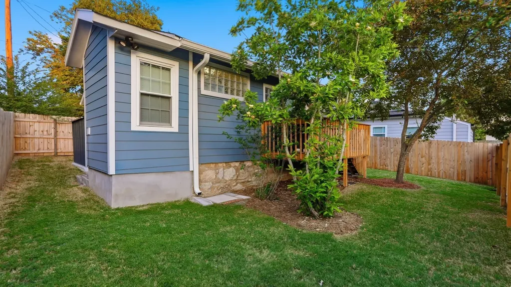 803 46th Ave, N Nashville TN 37209