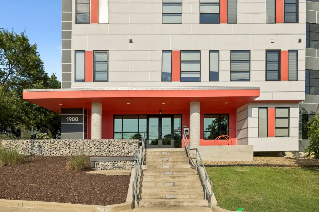 1900 12th Ave, S Nashville TN 37203