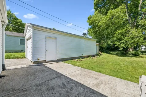 927 Goodbar Drive Nashville TN 37217