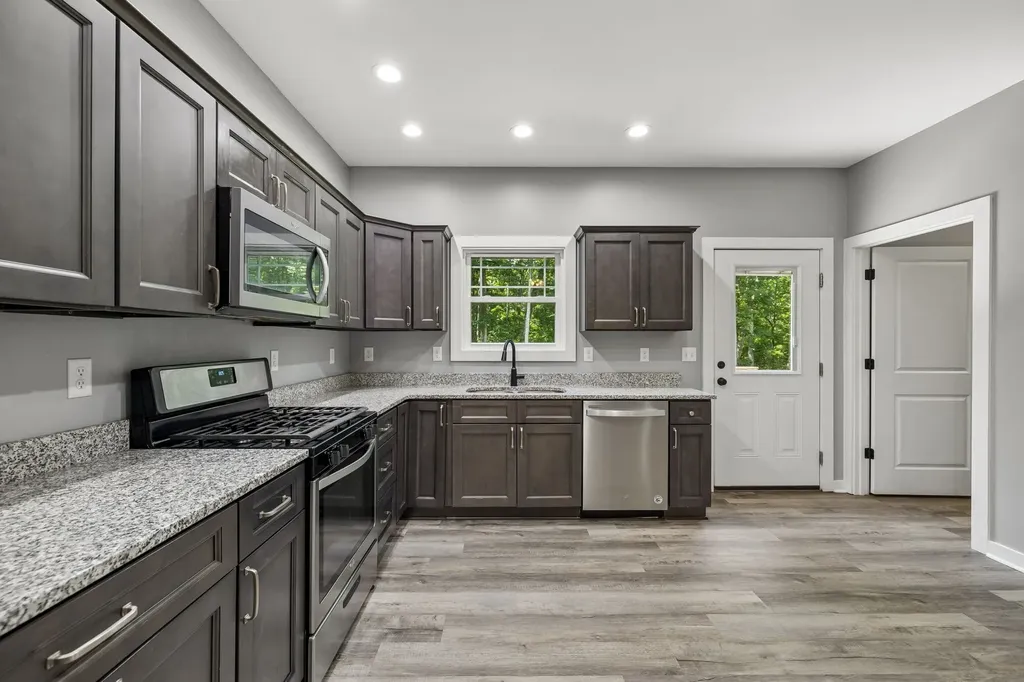 567 Mcelhiney Road Dickson TN 37055