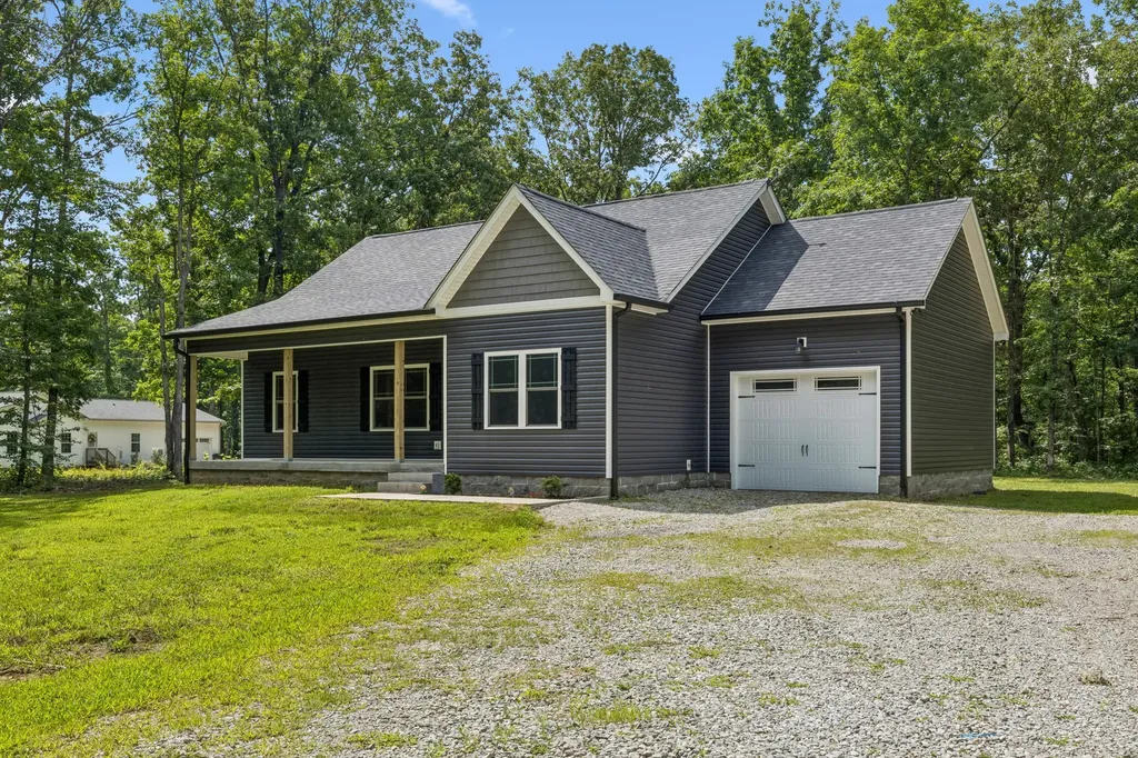 567 Mcelhiney Road Dickson TN 37055