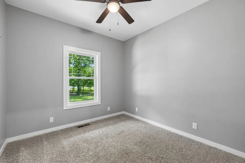 567 Mcelhiney Road Dickson TN 37055