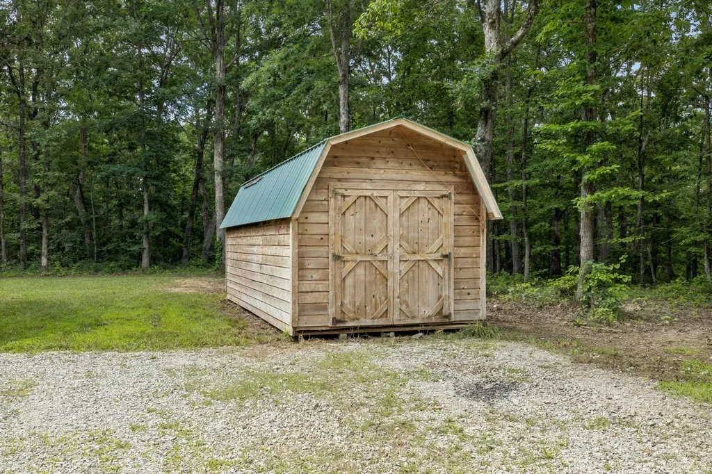 567 Mcelhiney Road Dickson TN 37055