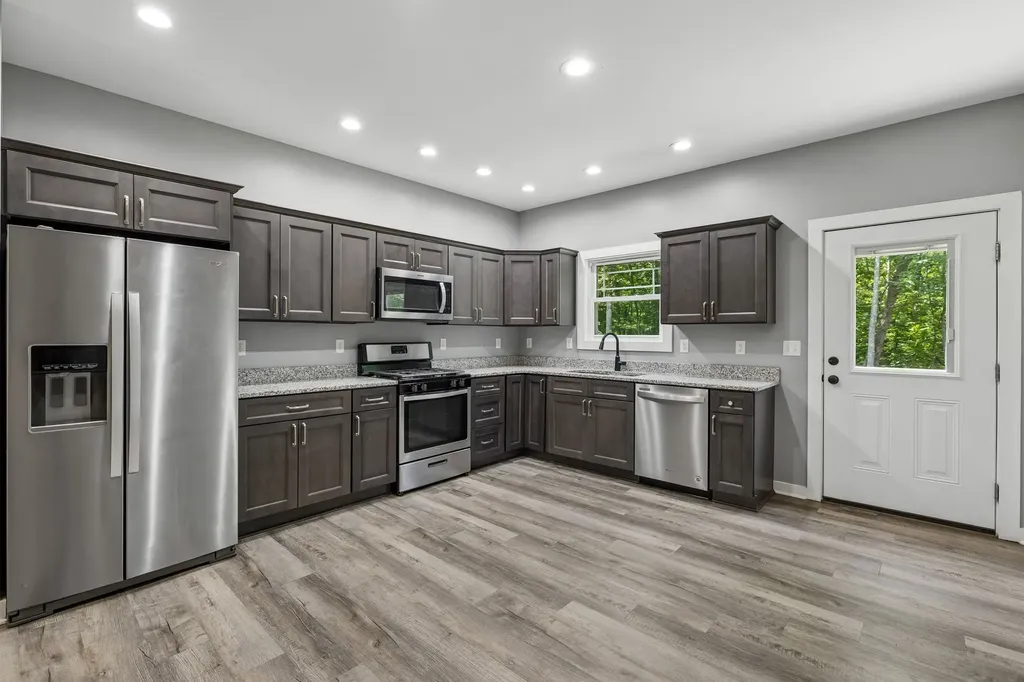567 Mcelhiney Road Dickson TN 37055