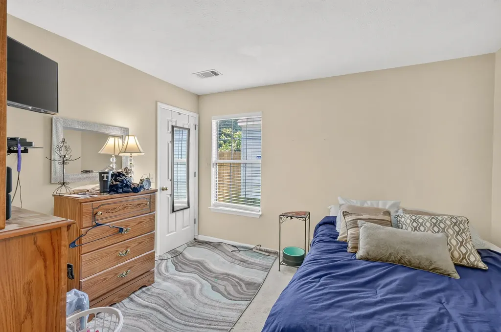 702 Maple Place Nashville TN 37216