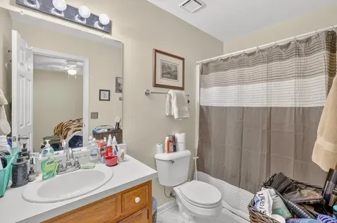 702 Maple Place Nashville TN 37216