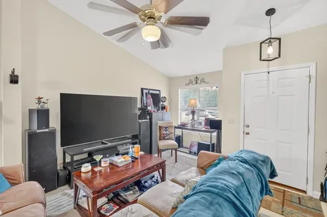 702 Maple Place Nashville TN 37216