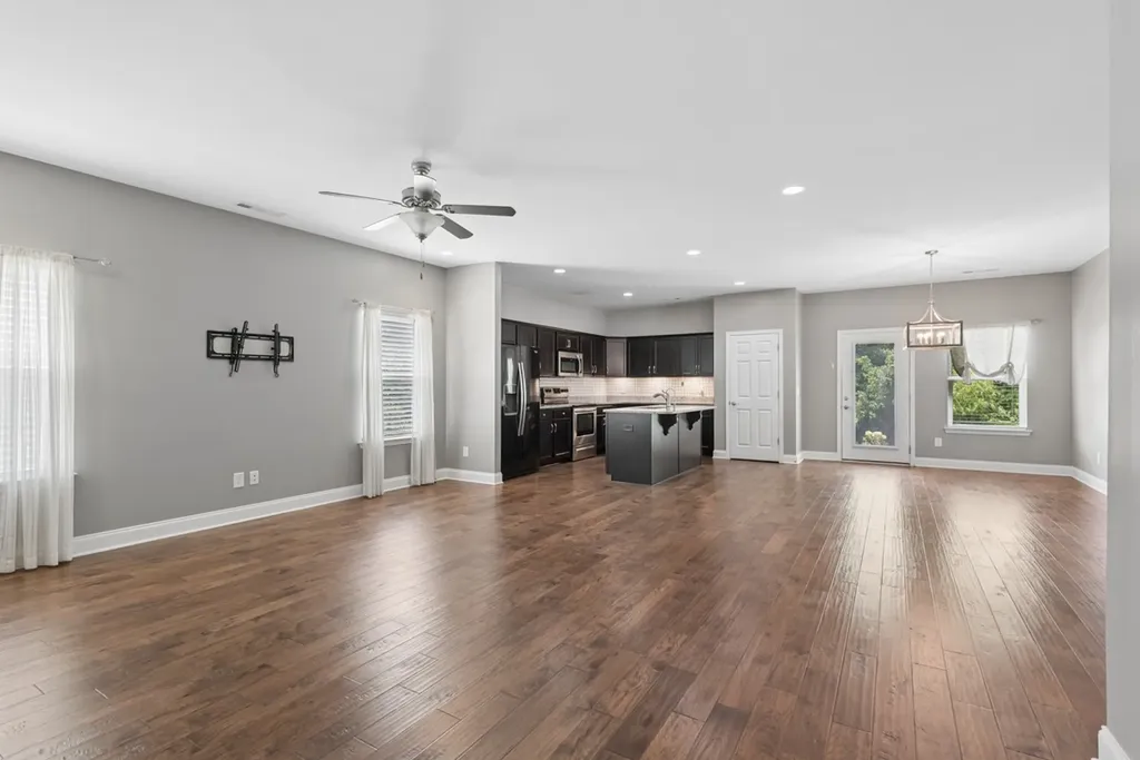 1374 Coates Lane Gallatin TN 37066