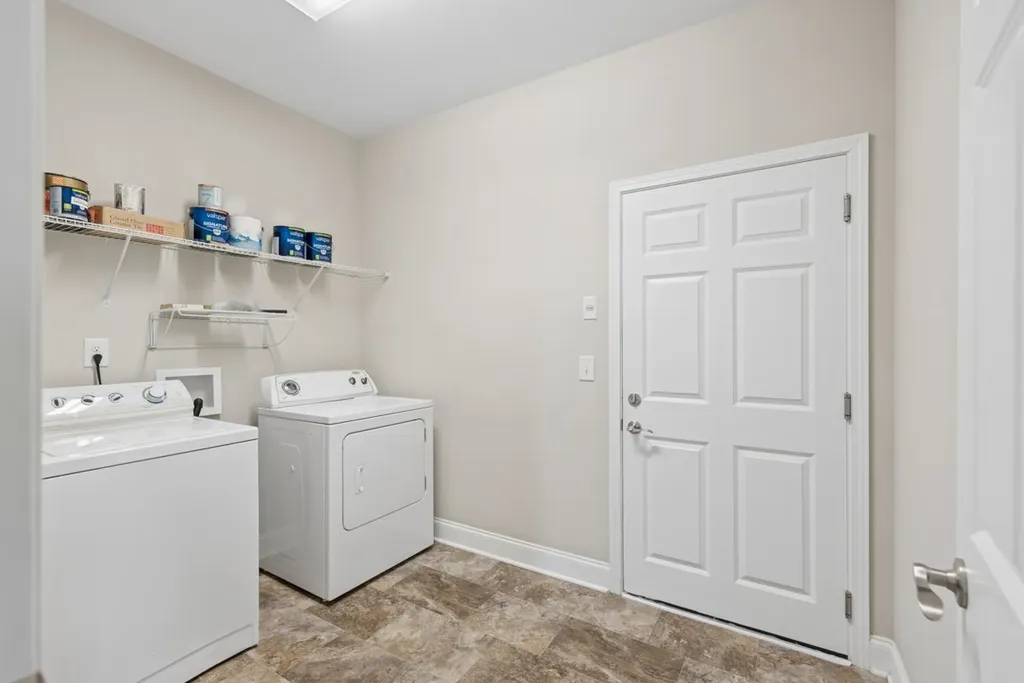 1374 Coates Lane Gallatin TN 37066