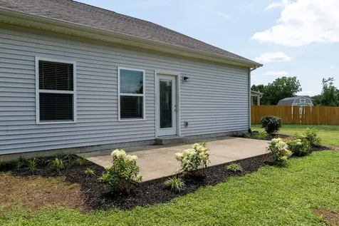 1374 Coates Lane Gallatin TN 37066