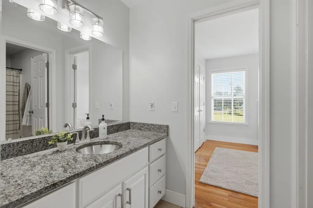 1002 Larkspur Meadows Lane Portland TN 37148