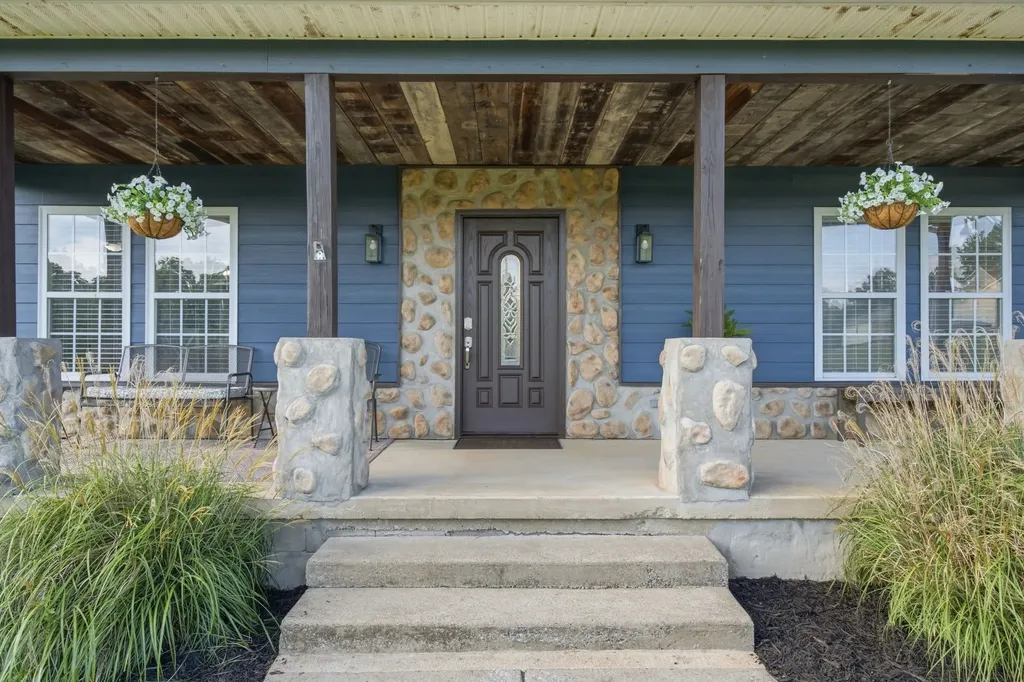 1002 Larkspur Meadows Lane Portland TN 37148