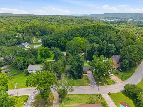 9511 Timberlog Drive Chattanooga TN 37421