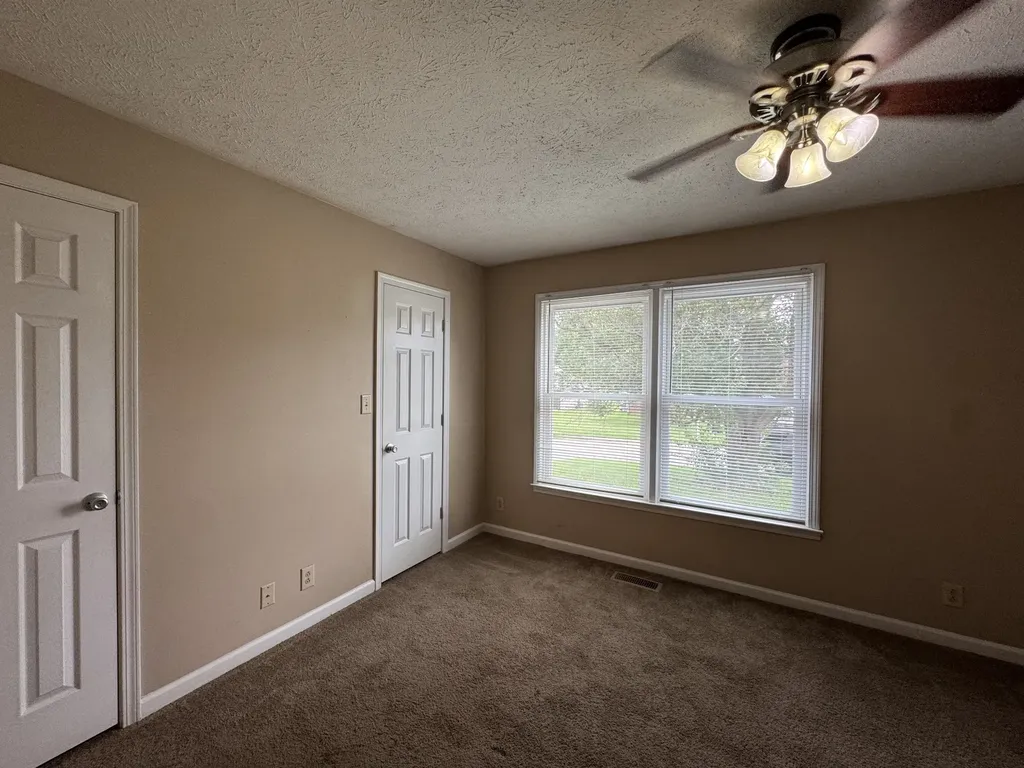 292 Audrea Lane Clarksville TN 37042