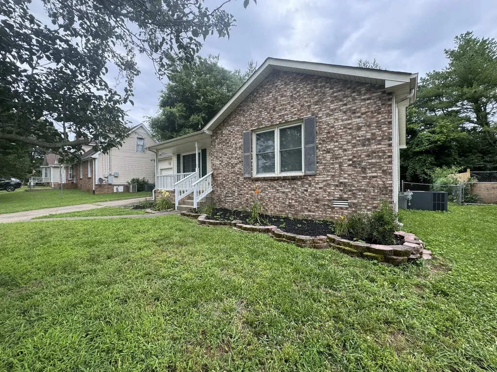 292 Audrea Lane Clarksville TN 37042