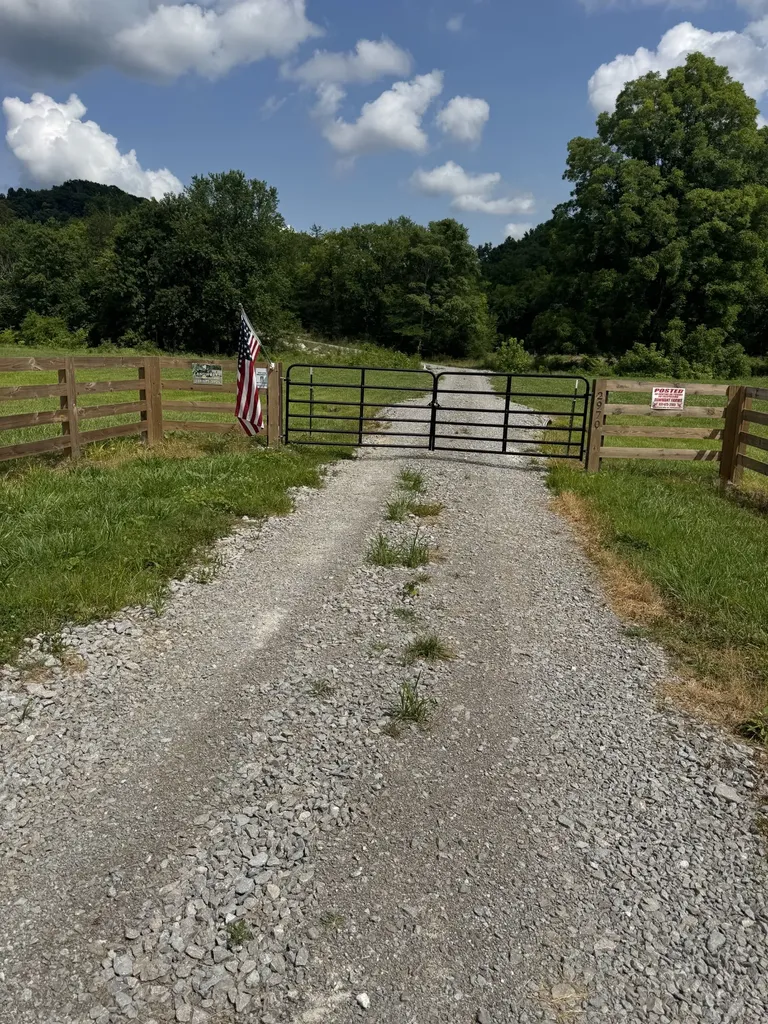 2970 Spring Place Road Belfast TN 37019