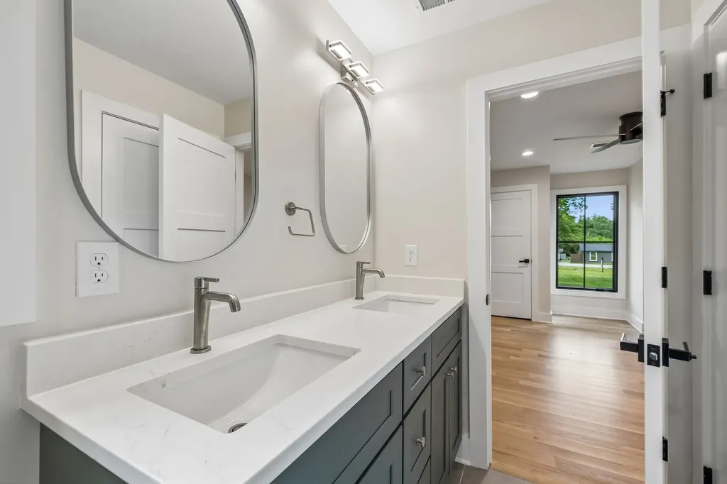 8011 Wikle Road, E Brentwood TN 37027