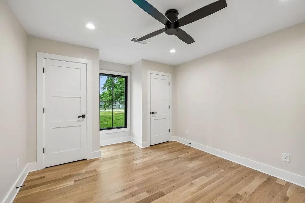 8011 Wikle Road, E Brentwood TN 37027