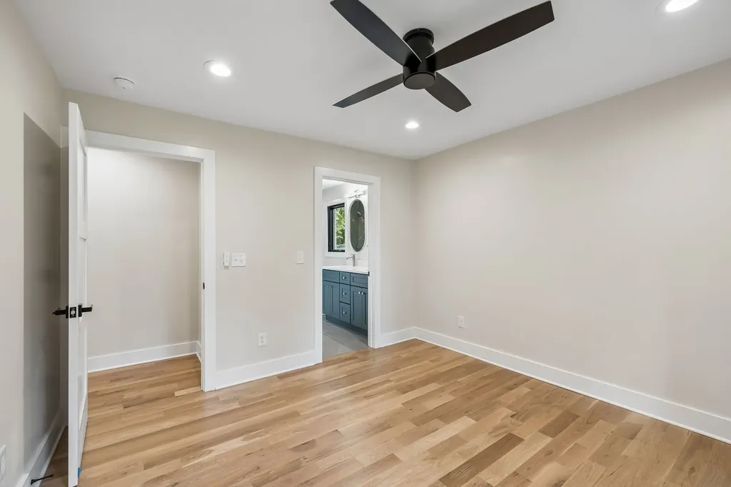 8011 Wikle Road, E Brentwood TN 37027