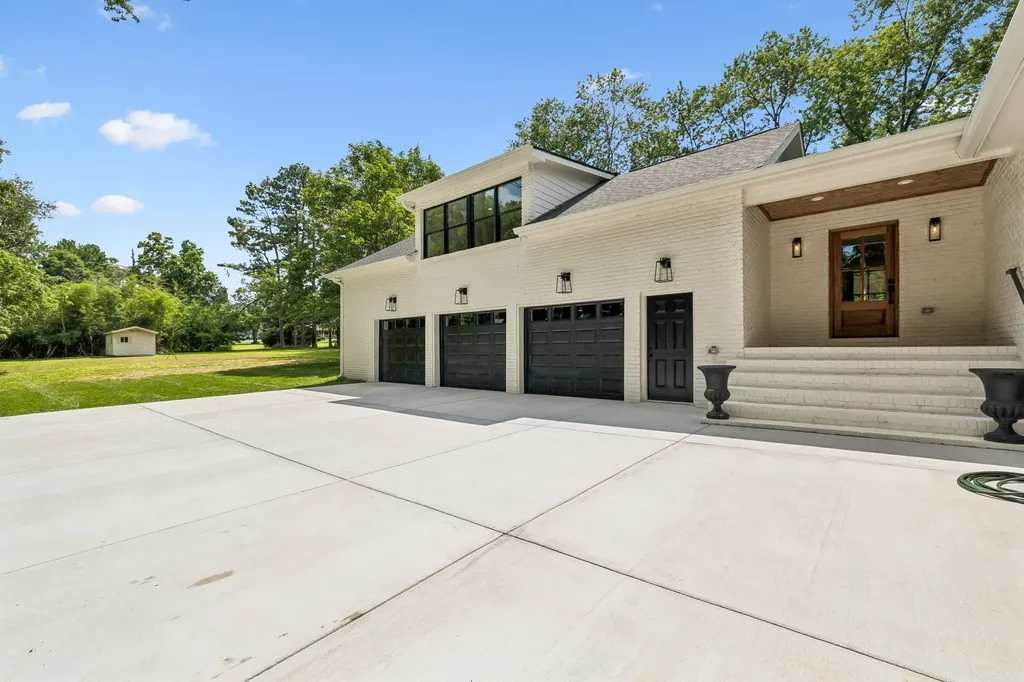 8011 Wikle Road, E Brentwood TN 37027