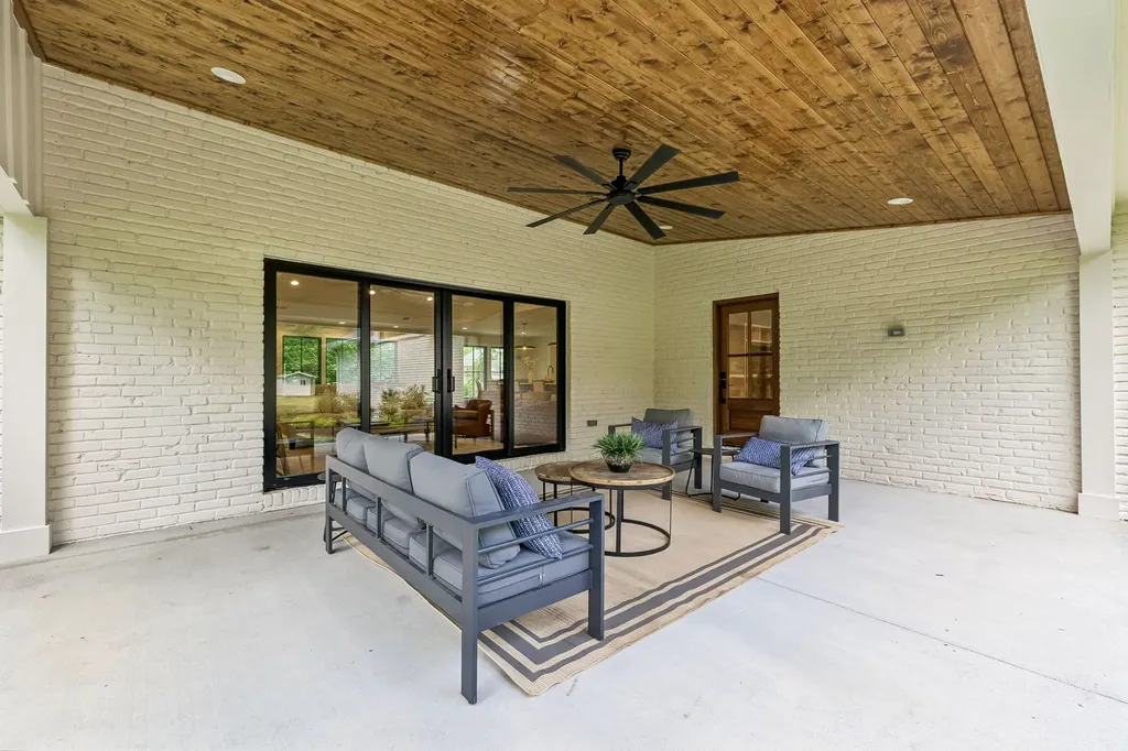 8011 Wikle Road, E Brentwood TN 37027
