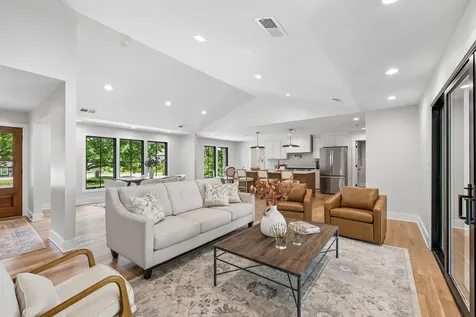 8011 Wikle Road, E Brentwood TN 37027