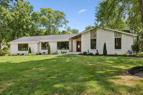 8011 Wikle Road, E Brentwood TN 37027