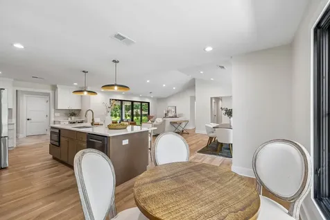 8011 Wikle Road, E Brentwood TN 37027