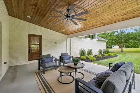 8011 Wikle Road, E Brentwood TN 37027