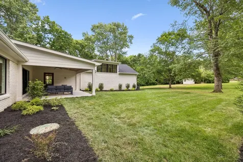 8011 Wikle Road, E Brentwood TN 37027