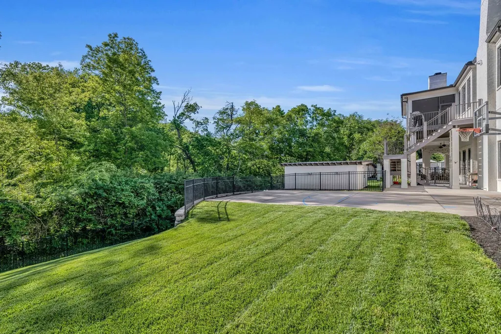 821 Windstone Boulevard Brentwood TN 37027