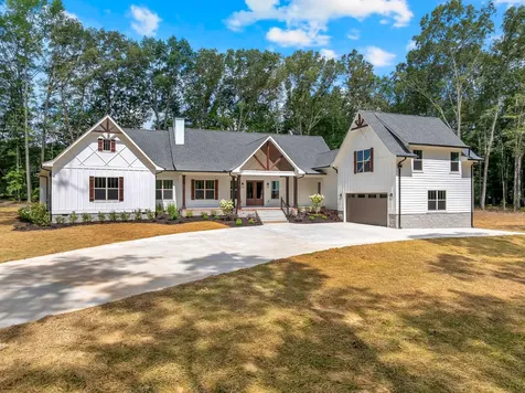 453 Dogwood Lane Manchester TN 37355