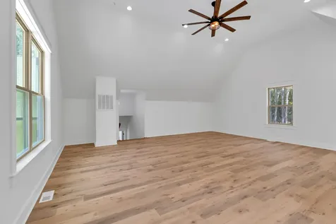 453 Dogwood Lane Manchester TN 37355