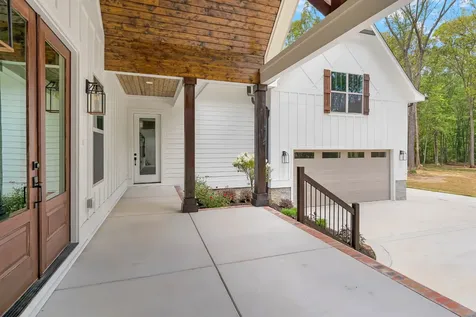 453 Dogwood Lane Manchester TN 37355