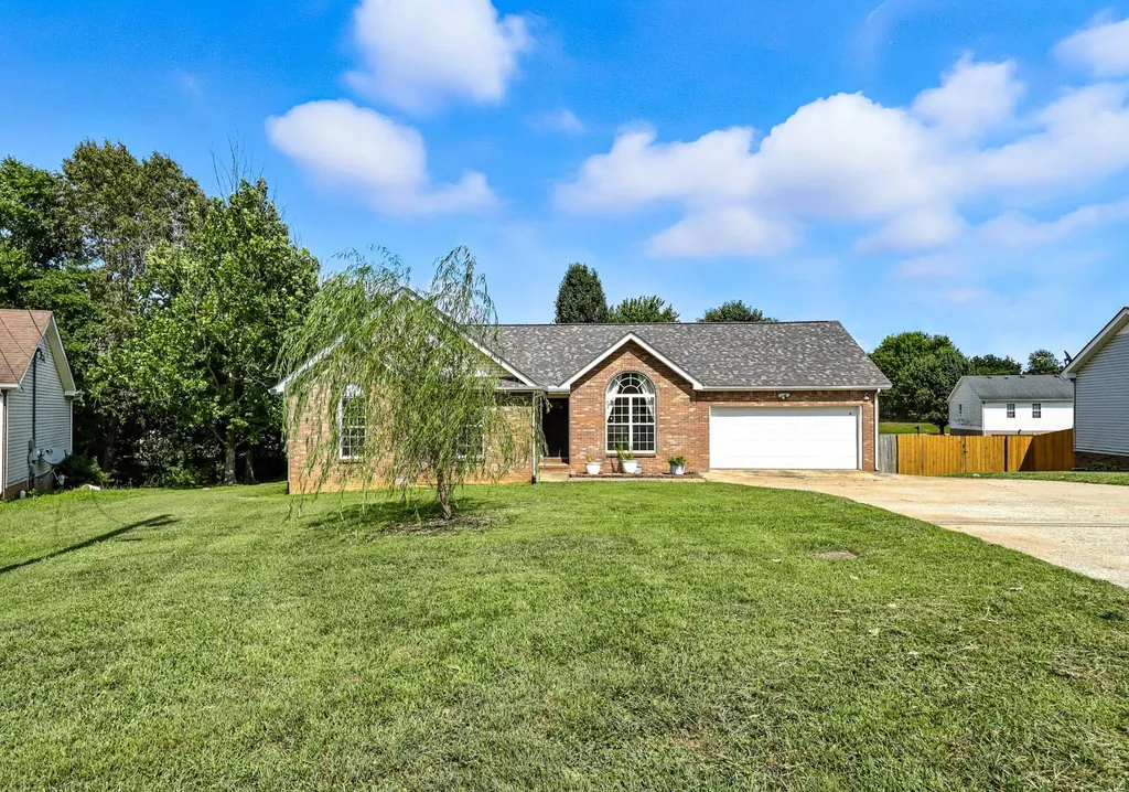 3142 Whitetail Drive Clarksville TN 37043