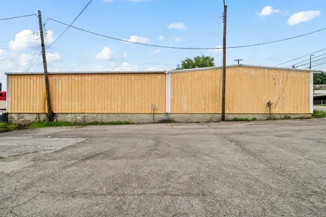 420 N Spring Street Clarksville TN 37040