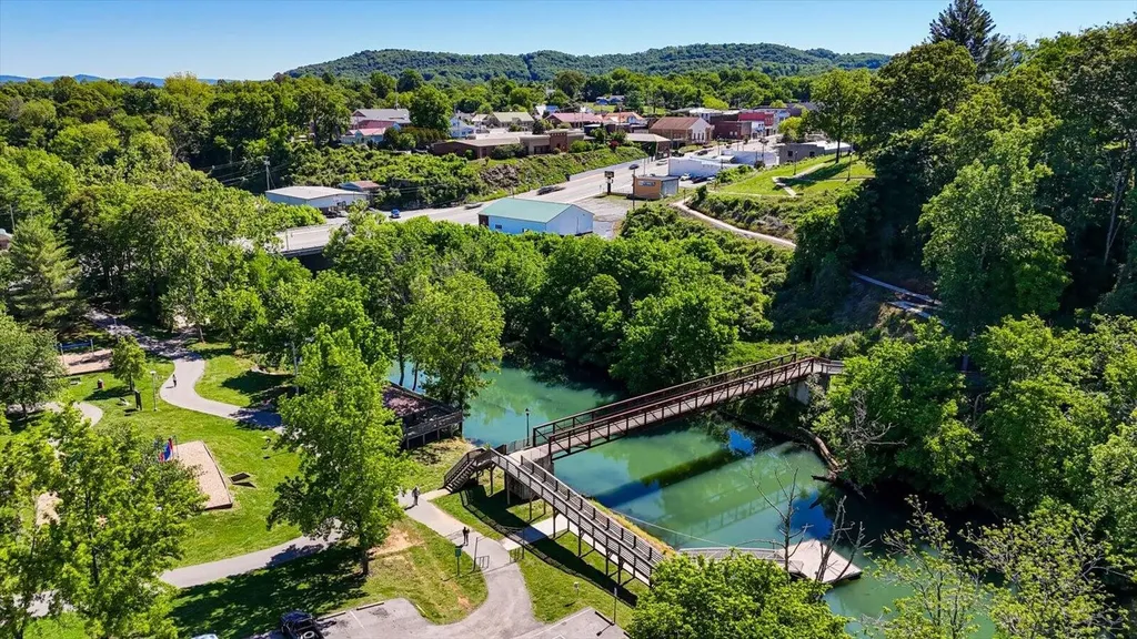 249 Darlene Drive Sparta TN 38583